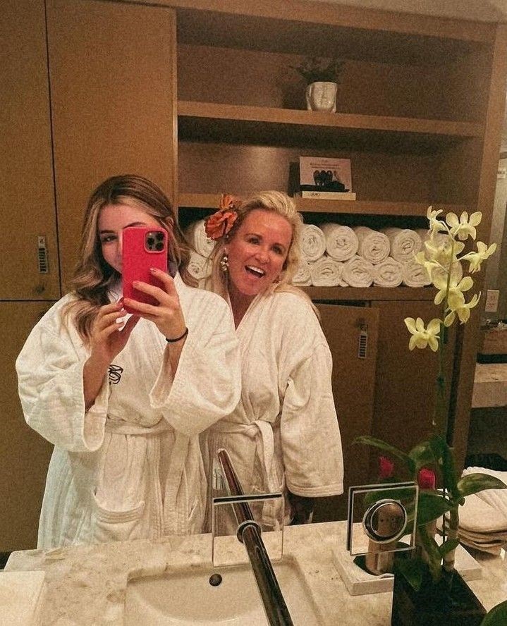 spa date on mother's day